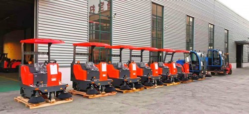 寶雞電動清掃車 寶雞工廠車間掃地車 寶雞學(xué)校景區(qū)掃地車